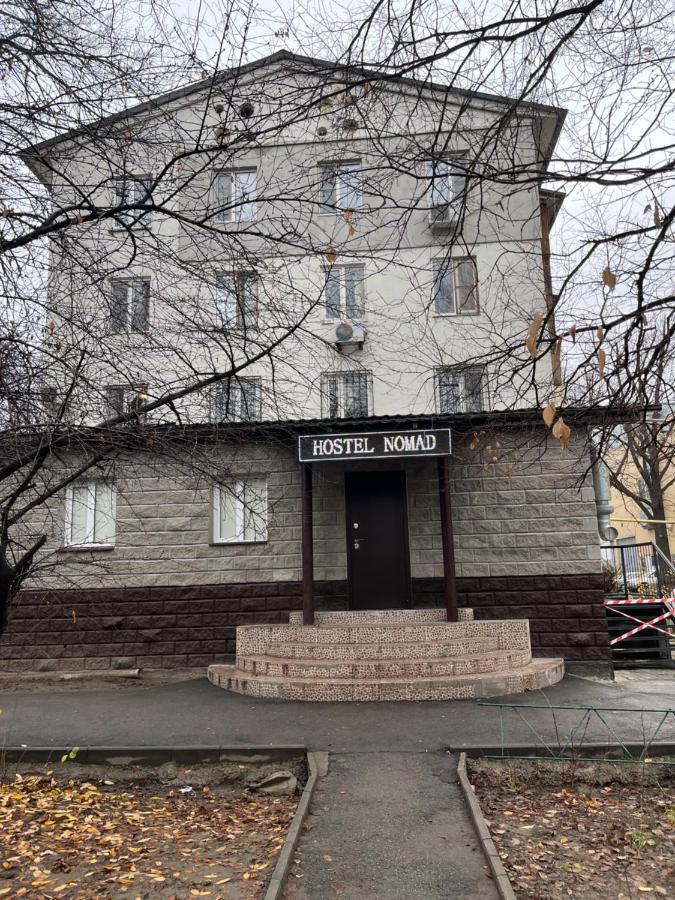 Hostel Nomad Almaty Bagian luar foto